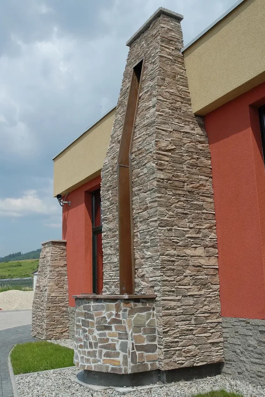 SKÁLA