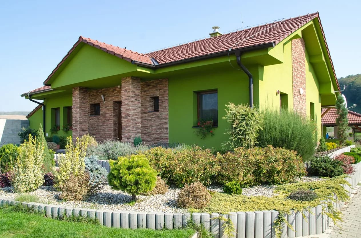 Skála ohnivá oranžovočervená